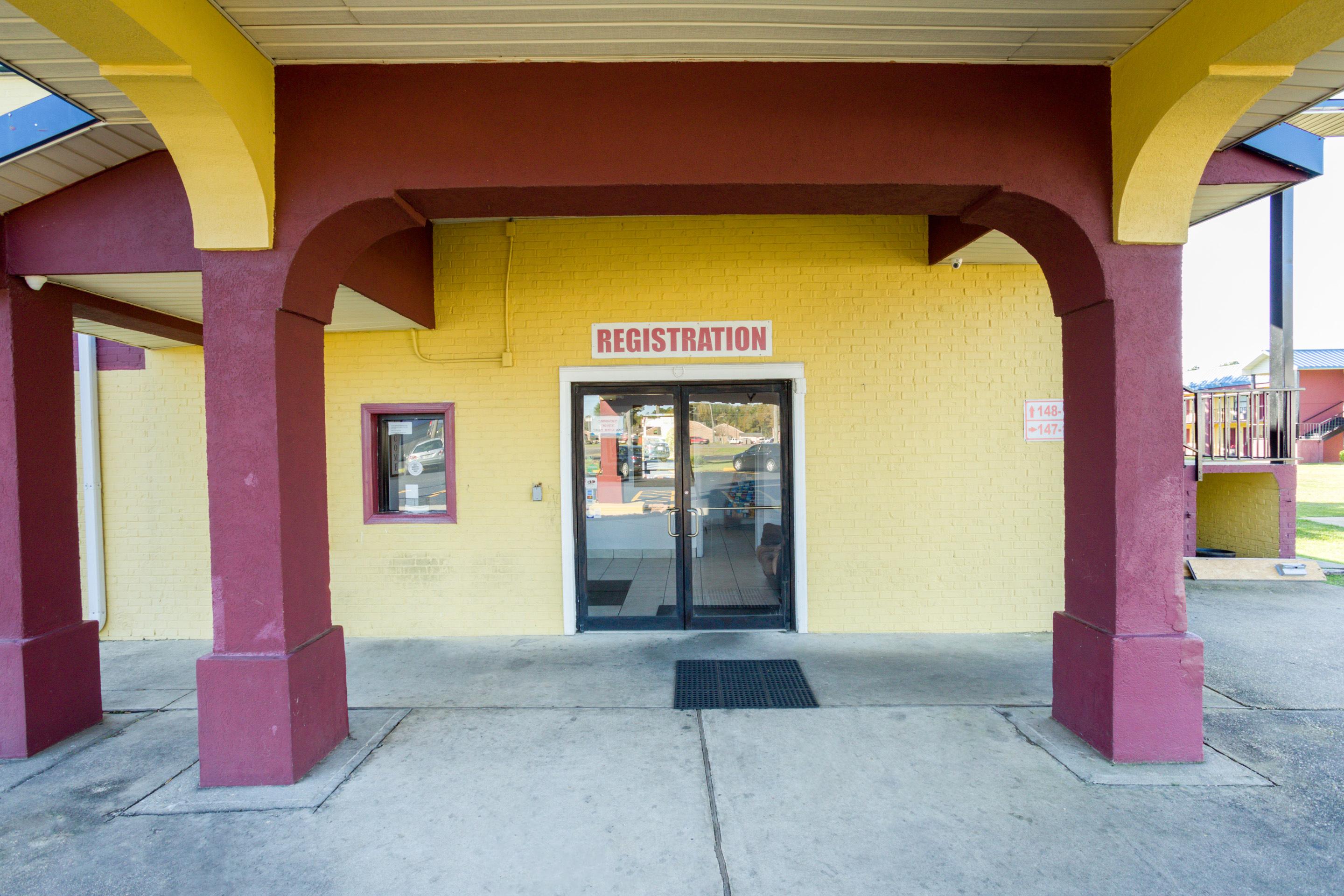 Oyo Hotel Pensacola I-10 & Hwy 29 Ferry Pass Eksteriør bilde
