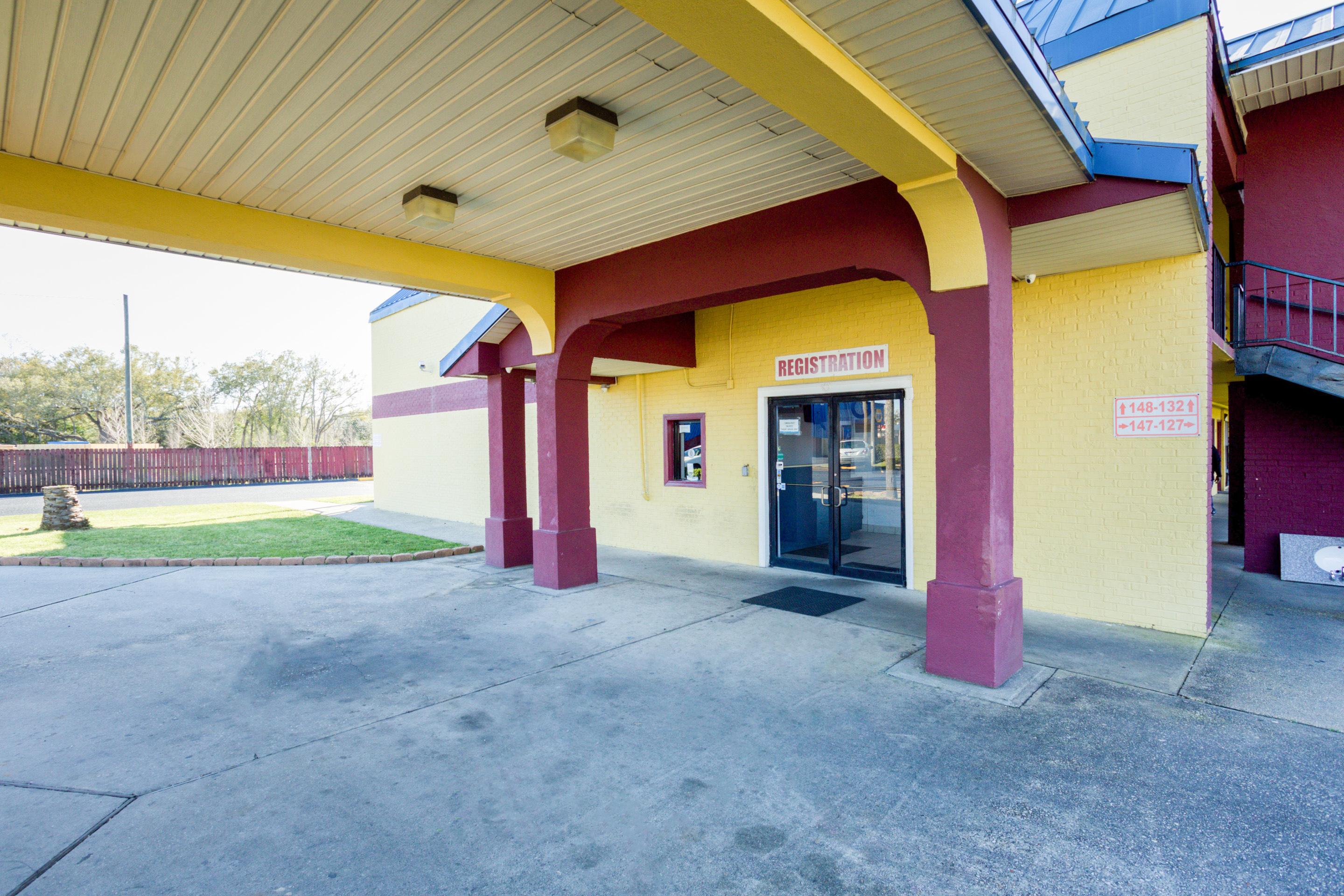 Oyo Hotel Pensacola I-10 & Hwy 29 Ferry Pass Eksteriør bilde