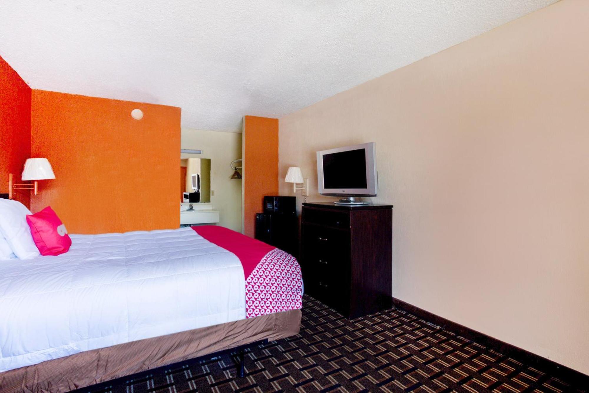 Oyo Hotel Pensacola I-10 & Hwy 29 Ferry Pass Eksteriør bilde